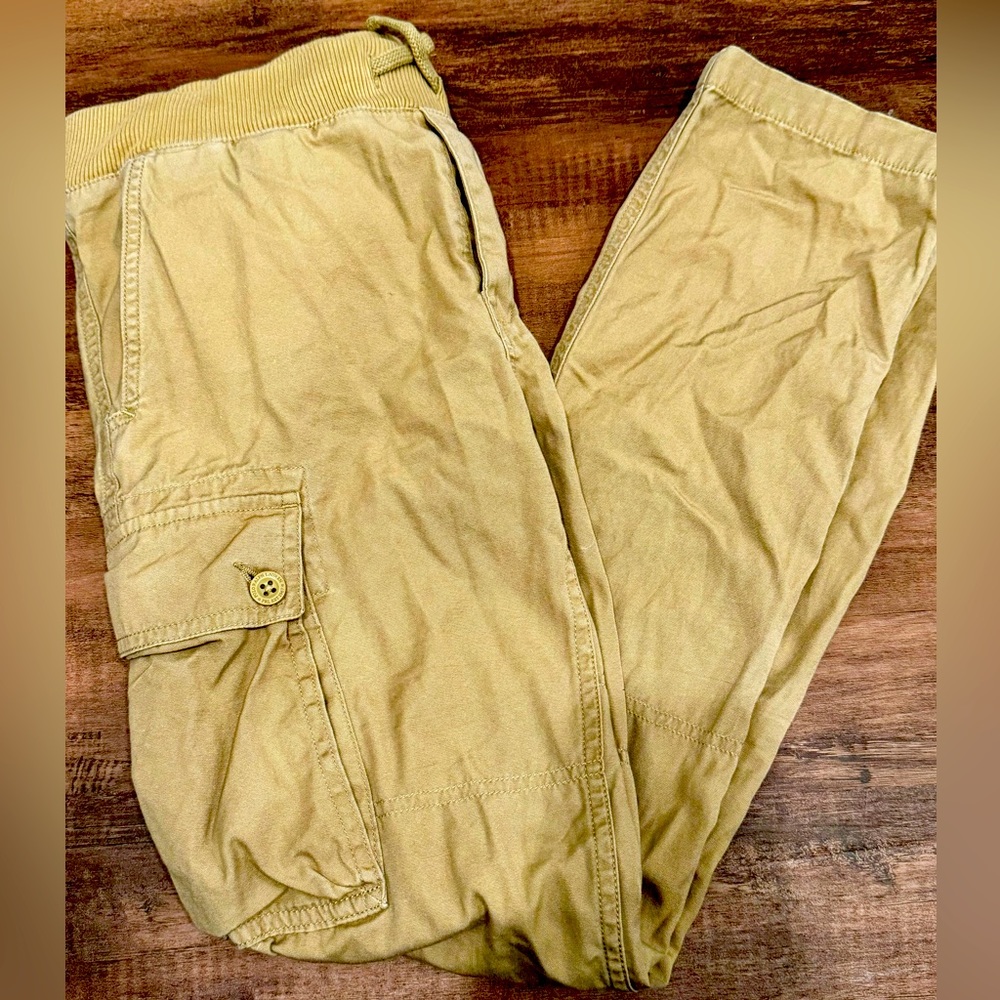 Polo Cargo Pants with drawstring waistband. In like new condition  size 10/12